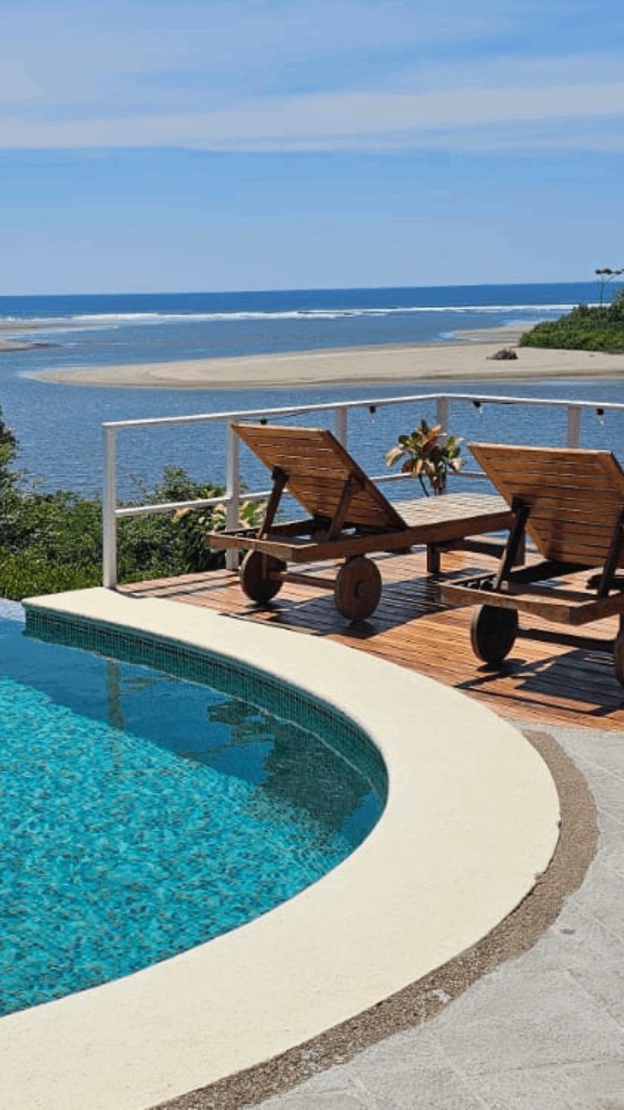 Casa-Caletas-Piscina03-vert